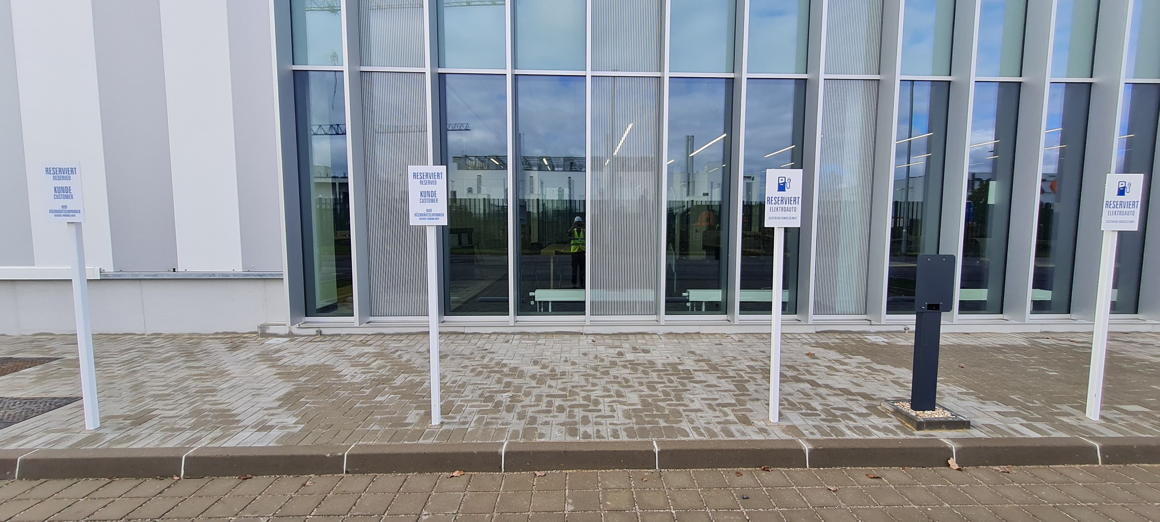 Car parking signs as part of the wider Vantage Date Centers company sign roll out on one of their campus sites.