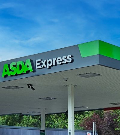 A high access, rapid sign installation for ASDA